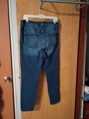 Universal Thread Women's Dark Blue Skinny Jeans